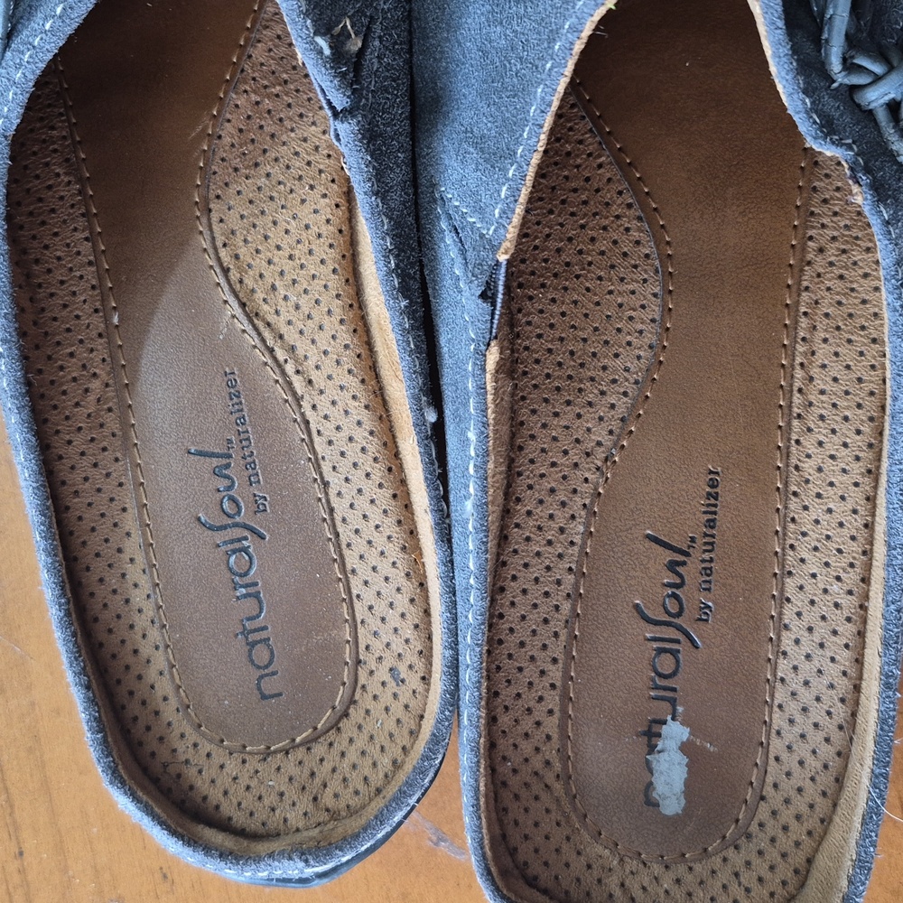 Naturalizer Gray Suede Loafers. Size 9.5 - Picture 3 of 5